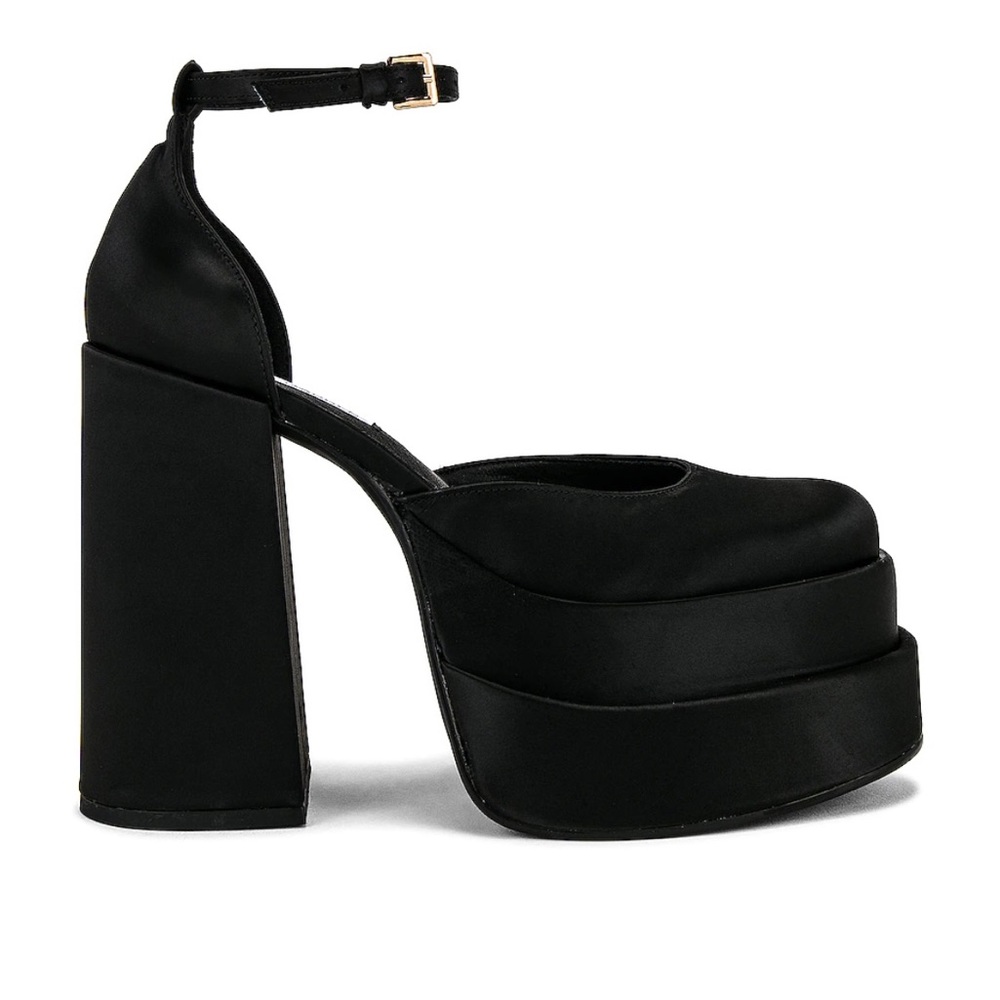 Steve Madden Charlize Black Satin Heels. Size 7.